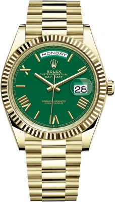 228238 Green Roman