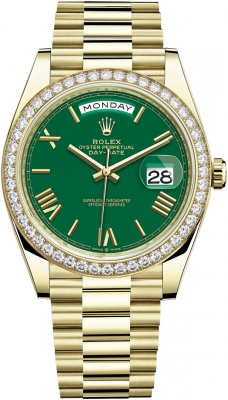 228348RBR Green Roman